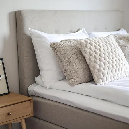 Cloudberry Lane By Booklapland *