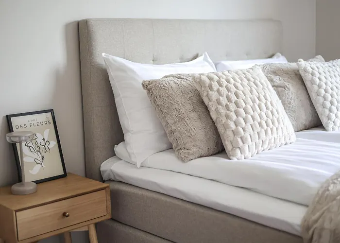 Cloudberry Lane By Booklapland *